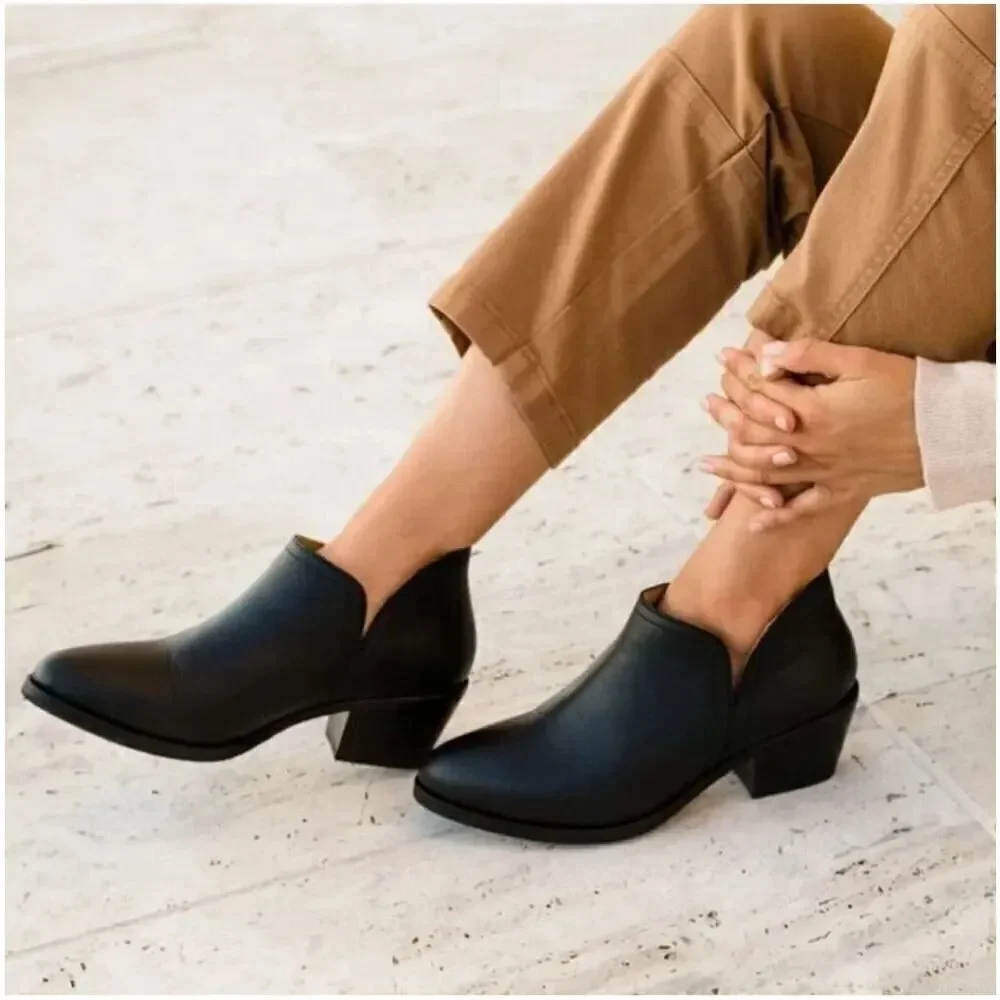 Nisolo Mia Everyday Ankle Black on Black Water Resistant Leather Stacked Heel Bo